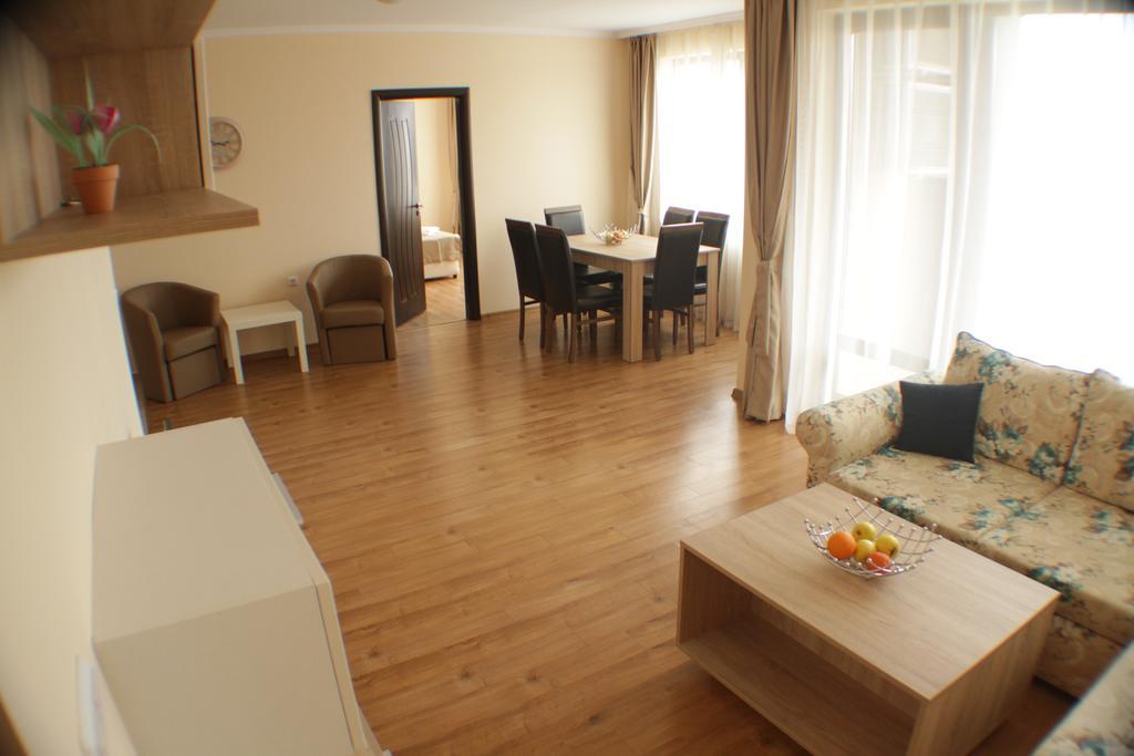 Aria Complex Aparthotel Sveti Vlas Exterior photo